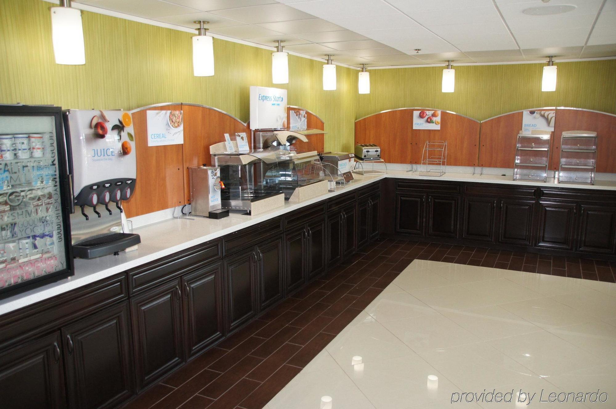Elimwood Hotel, A Ramada By Wyndham Maryland Heights Esterno foto