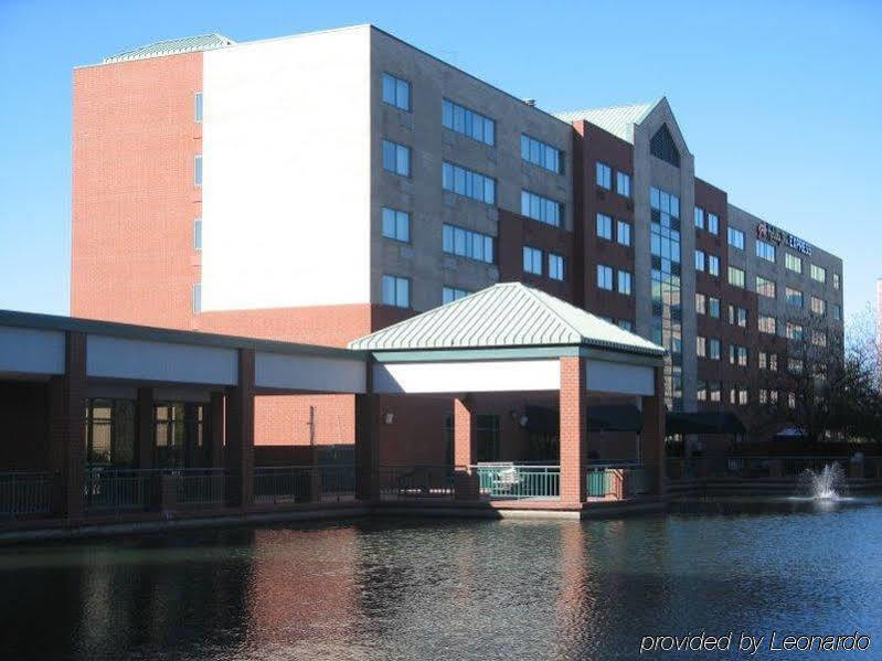 Elimwood Hotel, A Ramada By Wyndham Maryland Heights Esterno foto